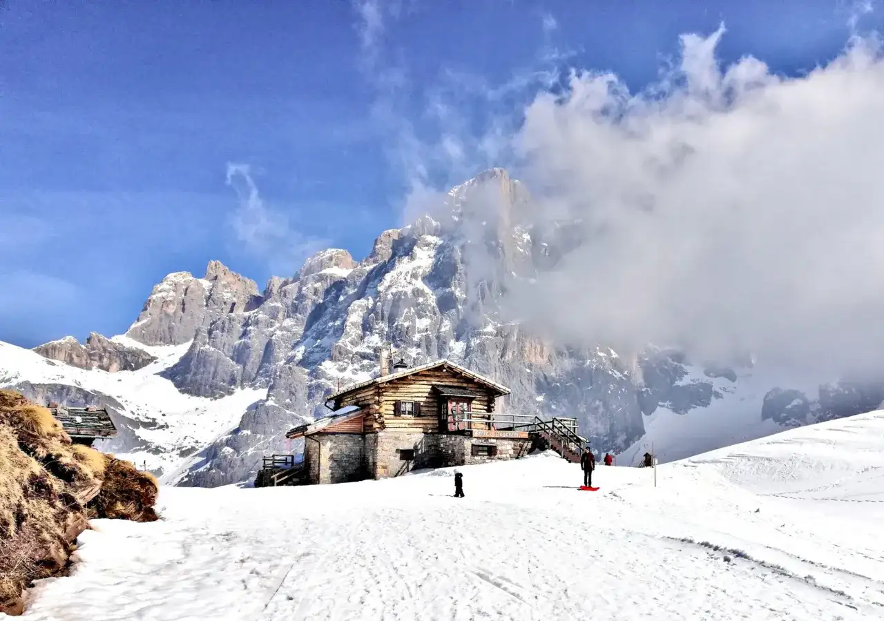 Baita Segantini da Passo Rolle - sentieri e consigli utili